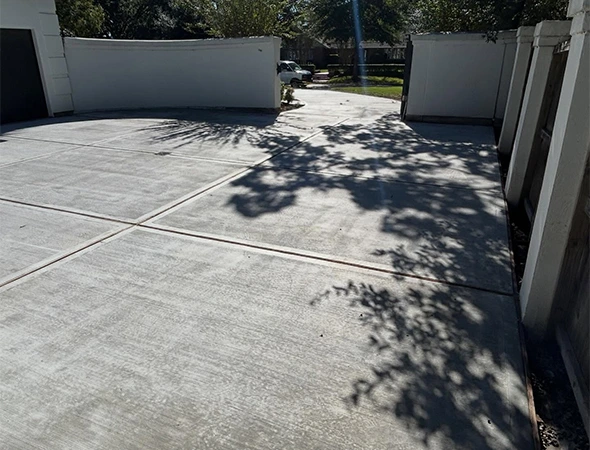 Concrete driveway and patio installation in League City, TX